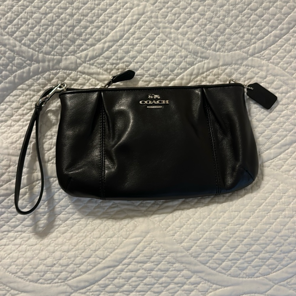 Coach wristlet NWT